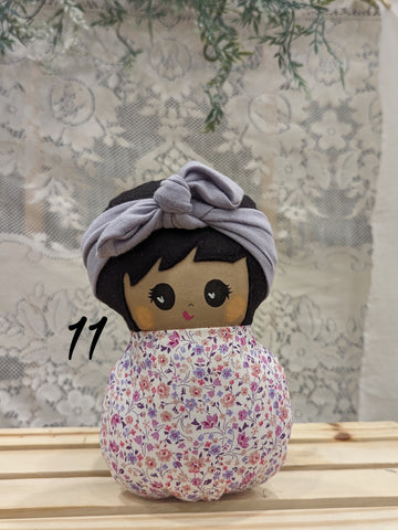 11 Swaddle baby,