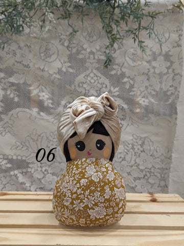 06 Swaddle baby,