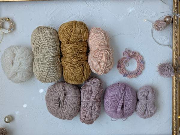 Crochet collar small doll + medium animal extras